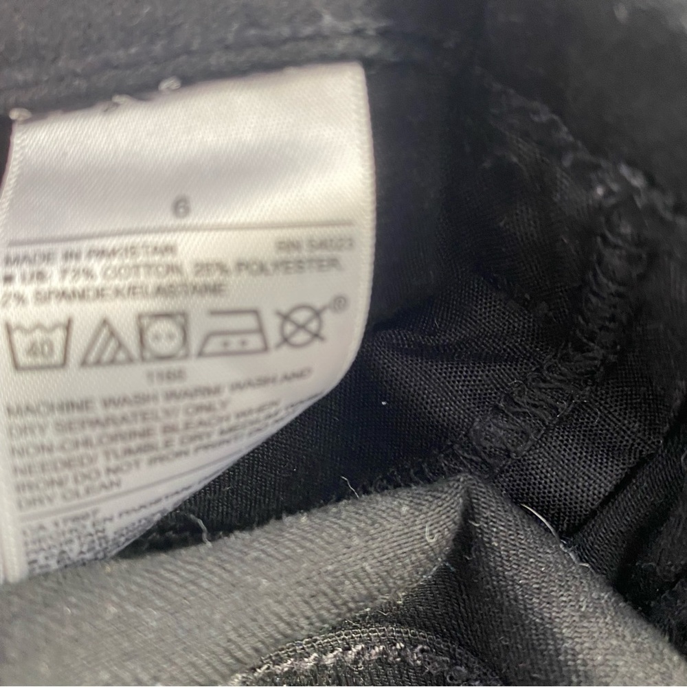 Old Navy Black Super Skinny Rockstar Jeans 6 - Picture 3 of 4